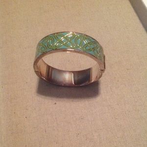 Stella & Dot Eleanor bangle in green/turquoise